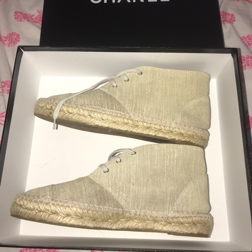 SOLD!Chanel Sneakers shoes 38 8 ankle hi top - Picture 7 of 8